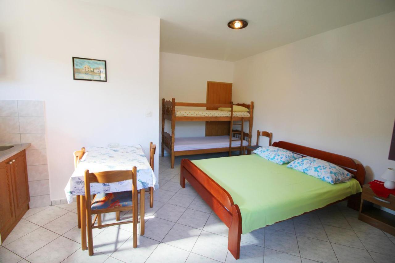 Dubravka Apartment Dinjiška Екстериор снимка