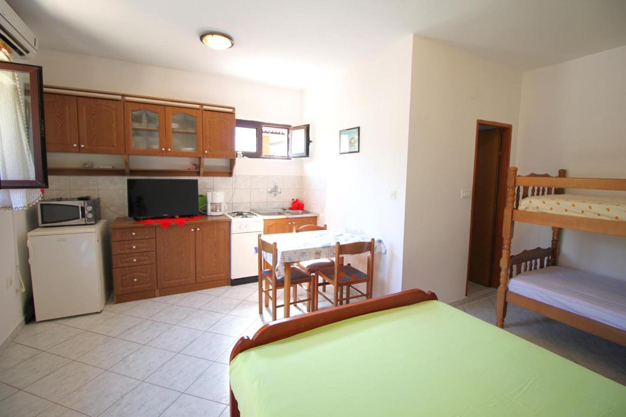 Dubravka Apartment Dinjiška Екстериор снимка